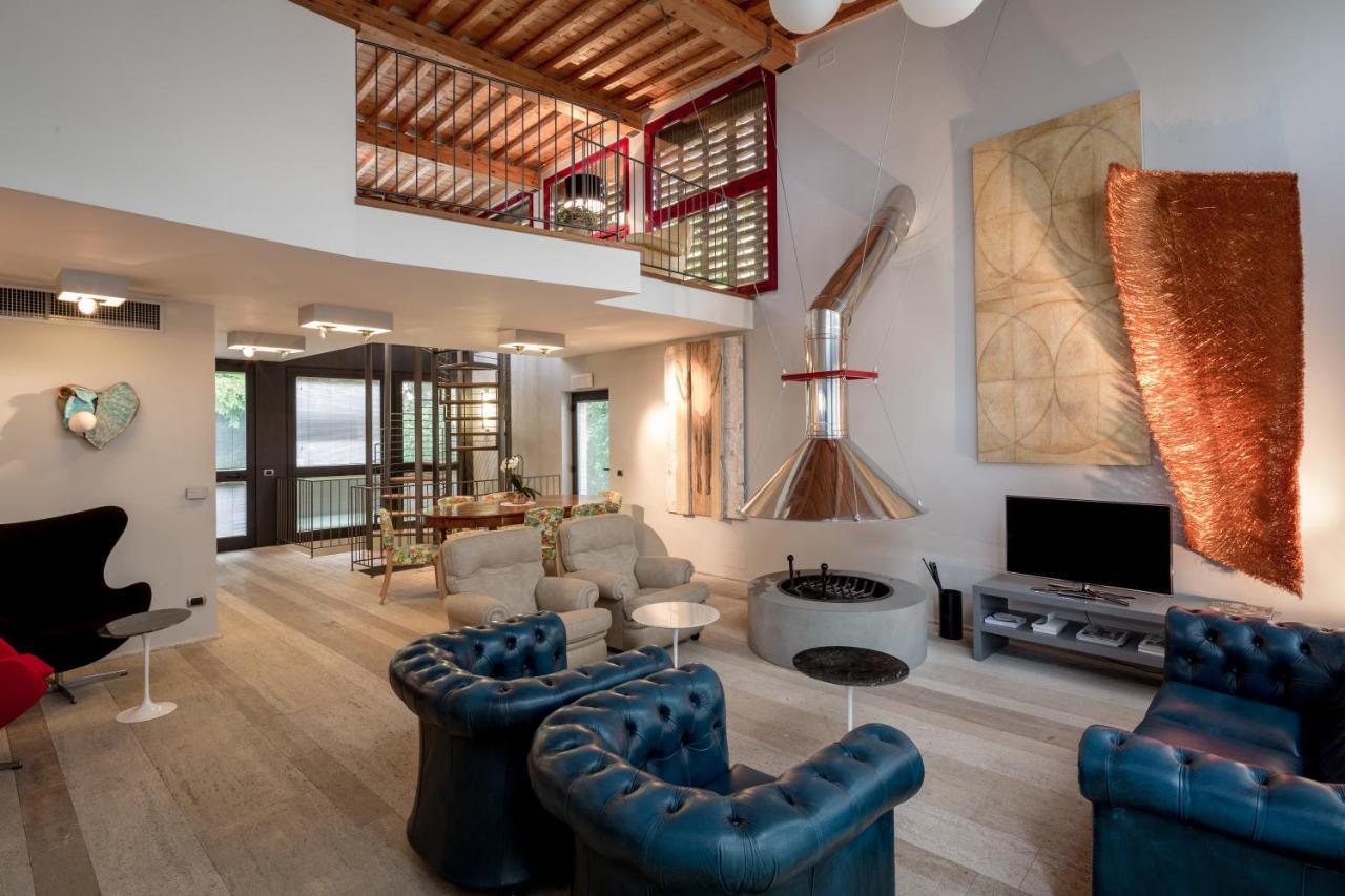 Hotel Roccafiore Wine & 4*