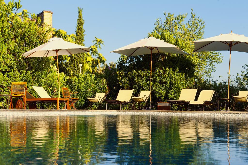 Roccafiore Wine &